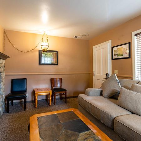 Saddleback Inn At Lake Arrowhead Exteriér fotografie