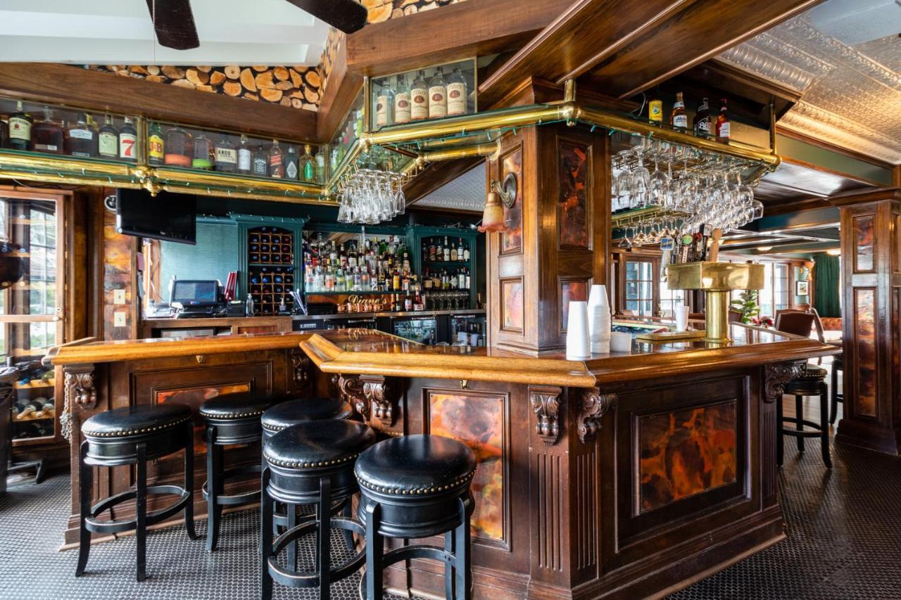 Saddleback Inn At Lake Arrowhead Exteriér fotografie