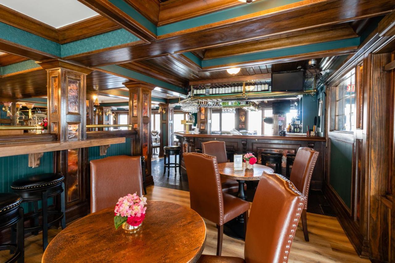 Saddleback Inn At Lake Arrowhead Exteriér fotografie
