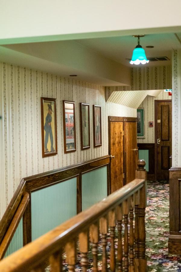 Saddleback Inn At Lake Arrowhead Exteriér fotografie