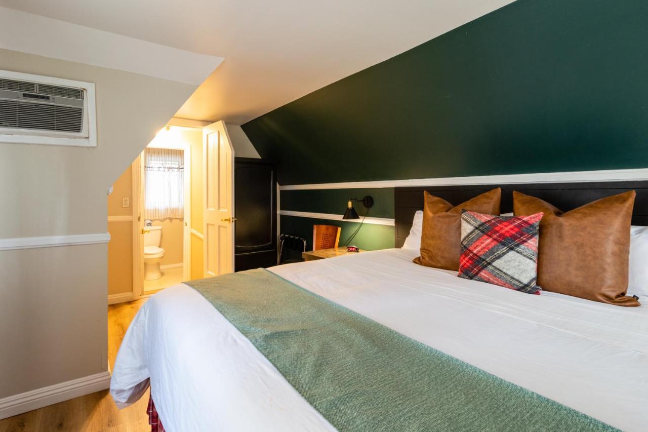 Saddleback Inn At Lake Arrowhead Exteriér fotografie