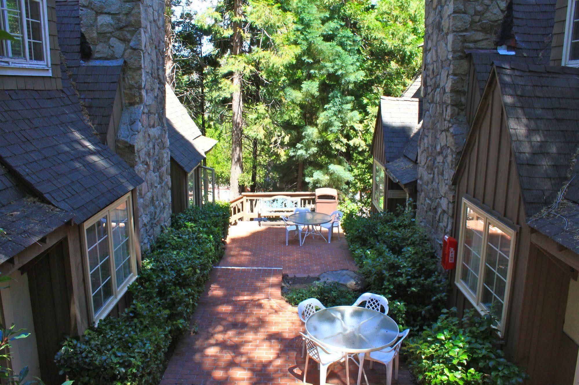 Saddleback Inn At Lake Arrowhead Exteriér fotografie